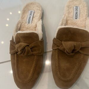 Steve Madden cozy mules